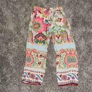 zara flower capri pants